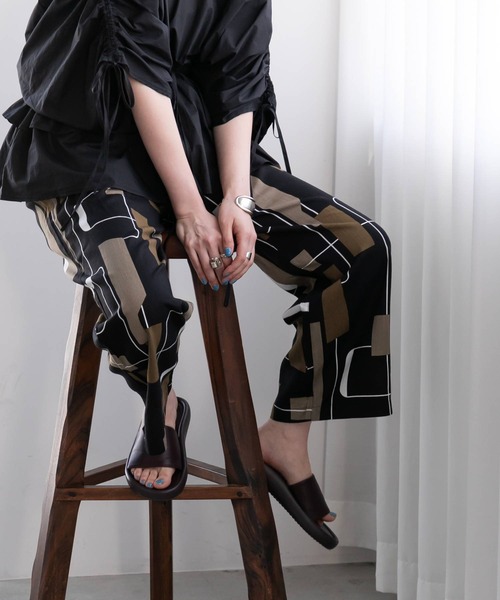 bohmal（ボマール）の「厚底ワンベルトサンダル（サンダル・レディース・ブラック/ダークブラウン・SMALL/MEDIUM/LARGE）」の20枚目の写真