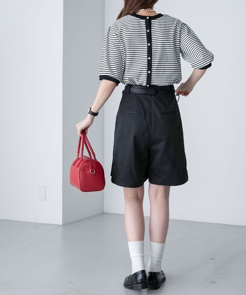 BONLECILL(ボンルシール)の「【2点セット】マルチウェイ パールボタン配色アンサンブル カーディガン&キャミソール セット(アンサンブル・レディース・ネイビー/レッド/オフホワイト/ホワイト×ブラック/ブラック・FREE)」の14枚目の写真