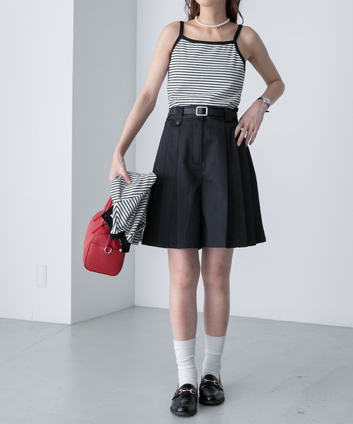 BONLECILL(ボンルシール)の「【2点セット】マルチウェイ パールボタン配色アンサンブル カーディガン&キャミソール セット(アンサンブル・レディース・ネイビー/レッド/オフホワイト/ホワイト×ブラック/ブラック・FREE)」の21枚目の写真