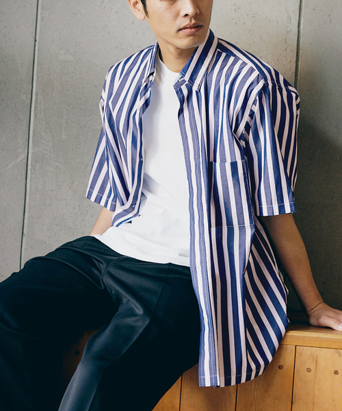 417 EDIFICE(フォーワンセブンエディフィス)の「【Essential / エッセンシャル】ボタンダウンストライプシャツ S/S(シャツ/ブラウス・メンズ・その他9/マルチ/その他2/その他10/ブルー/スカイブルー/サックスブルー・LARGE/MEDIUM/SMALL)」の6枚目の写真