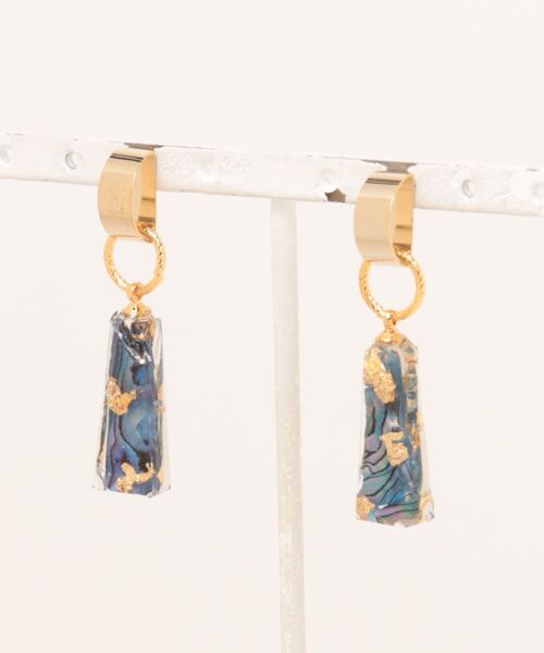 tone(トーン)の「【masamiyabi】シェルのかけら台形ピアス(MA)(ピアス(両耳用)・レディース・ピンク/パープル/ブラウン/ブルー/エメラルドブルー・FREE)」の9枚目の写真