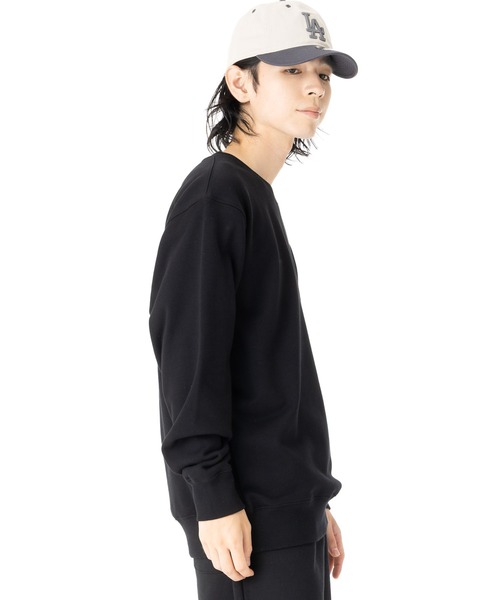 NEW ERA（ニューエラ）の「ニューエラ スウェットトレーナー フラッグロゴ ゆったり（スウェット・メンズ・ブラック/グレー/ストーン/ベージュ/ホワイト・M/XL/L/S/XXL）」の6枚目の写真