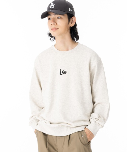 NEW ERA（ニューエラ）の「ニューエラ スウェットトレーナー フラッグロゴ ゆったり（スウェット・メンズ・ブラック/グレー/ストーン/ベージュ/ホワイト・M/XL/L/S/XXL）」の7枚目の写真