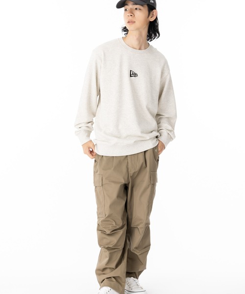 NEW ERA（ニューエラ）の「ニューエラ スウェットトレーナー フラッグロゴ ゆったり（スウェット・メンズ・ブラック/グレー/ストーン/ベージュ/ホワイト・M/XL/L/S/XXL）」の8枚目の写真