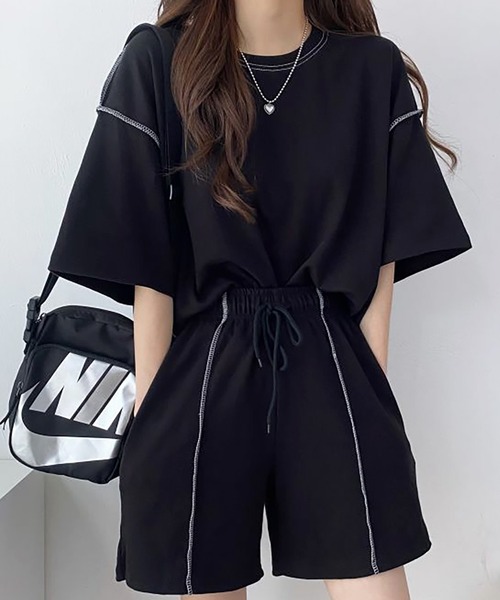 Girly Doll(ガーリードール)の「セットアップ Tシャツ&ショートパンツ 2点セット(セットアップ・レディース・ベージュ/ブラック/グレー・FREE)」の2枚目の写真