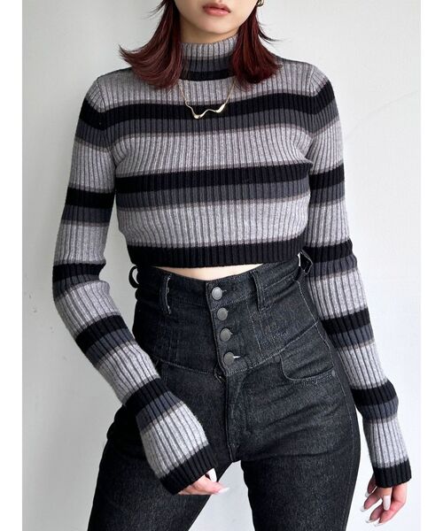 EMODA(エモダ)の「ハイネッククロップニット(ニット/セーター・レディース・ホワイト/ブラック/イエロー/その他/その他1/ブルー・FREE)」の5枚目の写真