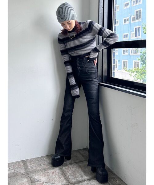 EMODA(エモダ)の「ハイネッククロップニット(ニット/セーター・レディース・ホワイト/ブラック/イエロー/その他/その他1/ブルー・FREE)」の21枚目の写真