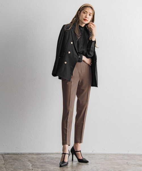 Pierrot（ピエロ）の「フリルネックピンタックブラウス（シャツ/ブラウス・レディース・ネイビー系/オフホワイト/ブラック/ホワイト系/ネイビー/グレー/ライトベージュ・L/M）」の20枚目の写真