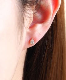 【itam】アイタム /キュービックジルコニアセラミックポストドロップピアス / 金属アレルギー対応ピアス