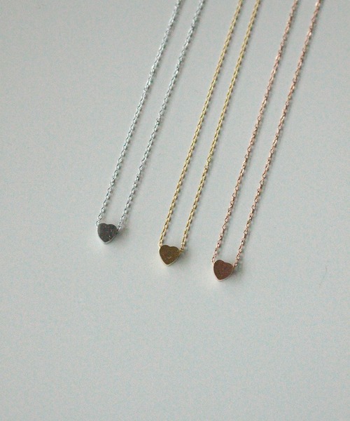 ebine（エビネ）の「金属アレルギー/Simple Heart Necklace/サージカルステンレス/ハートネックレス（ネックレス・レディース・シルバー/ゴールド/ピンクゴールド・38cm）」の10枚目の写真