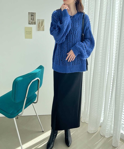 GeeRA(ジーラ)の「透かし柄編みルーズニット(ニット/セーター・レディース・ブルー/アイボリー・MEDIUM/LARGE)」の6枚目の写真