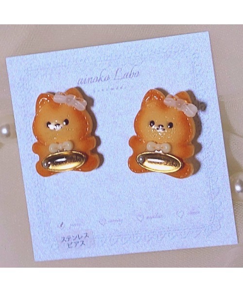 tone(トーン)の「【ainoko Labo】cookie cat crown pierces(MA)(ピアス(両耳用)・レディース・ゴールド・FREE)」の1枚目の写真