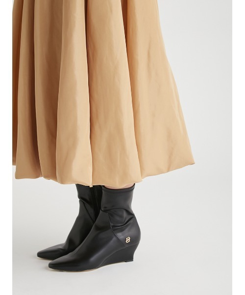 CELFORD(セルフォード)の「バルーンフレアスカート(スカート・レディース・アイボリー/ブラック/ゴールド・36/38)」の15枚目の写真