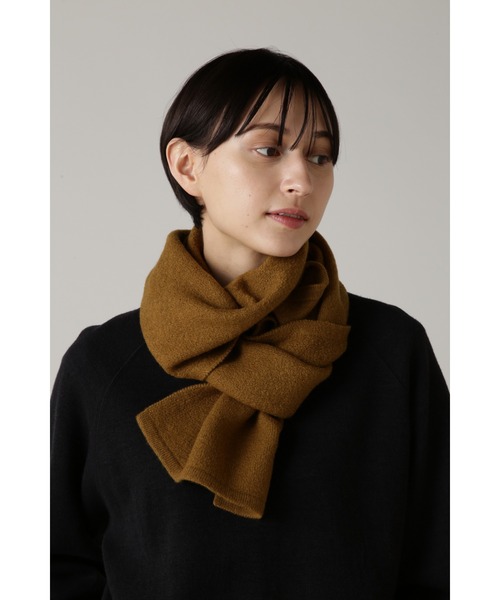 MHL.(エムエイチエル)の「FELTED DRY WOOL (オフホワイトはオンラインストア限定)(ストール/ショール・レディース・オフホワイト/レッド/マスタード・FREE)」の17枚目の写真