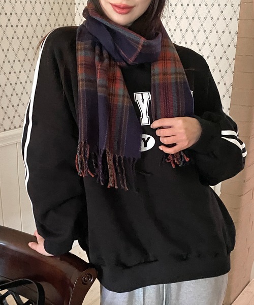 by muni:r（バイ ムニール）の「デイリーポイントチェックマフラー（マフラー・レディース・ベージュ/ネイビー/レッド・ONE SIZE）」の20枚目の写真