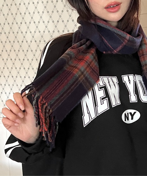 by muni:r（バイ ムニール）の「デイリーポイントチェックマフラー（マフラー・レディース・ベージュ/ネイビー/レッド・ONE SIZE）」の22枚目の写真