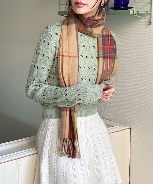 by muni:r（バイ ムニール）の「デイリーポイントチェックマフラー（マフラー・レディース・ベージュ/ネイビー/レッド・ONE SIZE）」の7枚目の写真