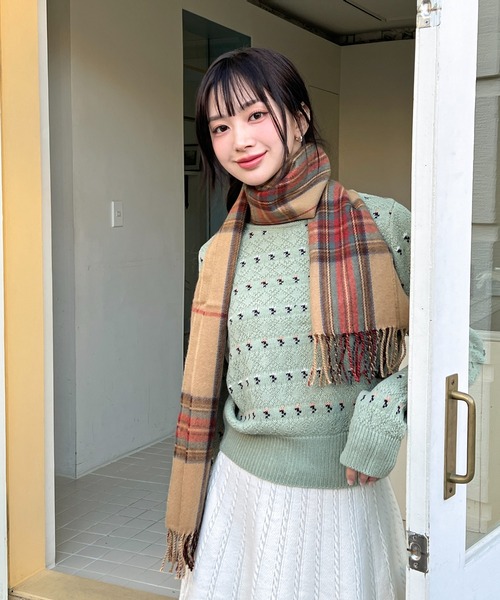 by muni:r（バイ ムニール）の「デイリーポイントチェックマフラー（マフラー・レディース・ベージュ/ネイビー/レッド・ONE SIZE）」の14枚目の写真