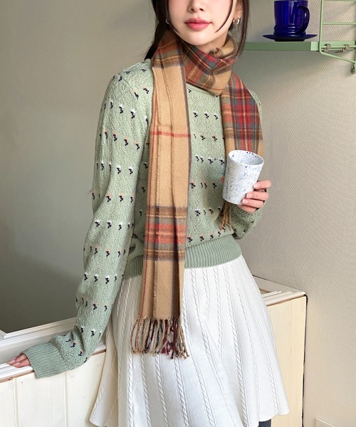 by muni:r（バイ ムニール）の「デイリーポイントチェックマフラー（マフラー・レディース・ベージュ/ネイビー/レッド・ONE SIZE）」の5枚目の写真