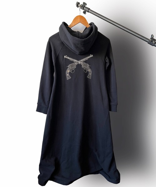 roarguns（ロアーガンズ）の「SUEDE HOODIE/SWARO L（ワンピース  
