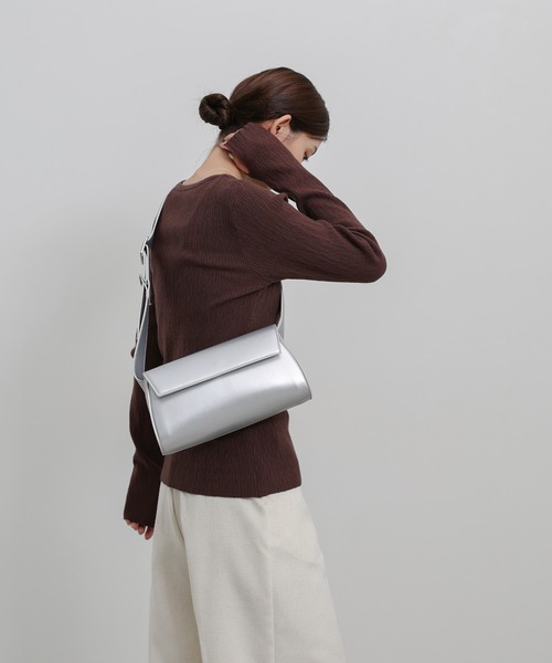 select MOCA(セレクトモカ)の「お気に入り3万件突破!ベルトショルダー横長バッグ(ショルダーバッグ・レディース・カーキ/ブラック/アイボリー/ブラウン/シルバー・FREE)」の20枚目の写真