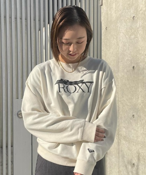 ROXY(ロキシー)の「LUCKY BAY/ロキシー胸ブランドロゴスウェットクルー(スウェット・レディース・ホワイト/ブラック/レッド・MEDIUM/LARGE/SMALL)」の6枚目の写真