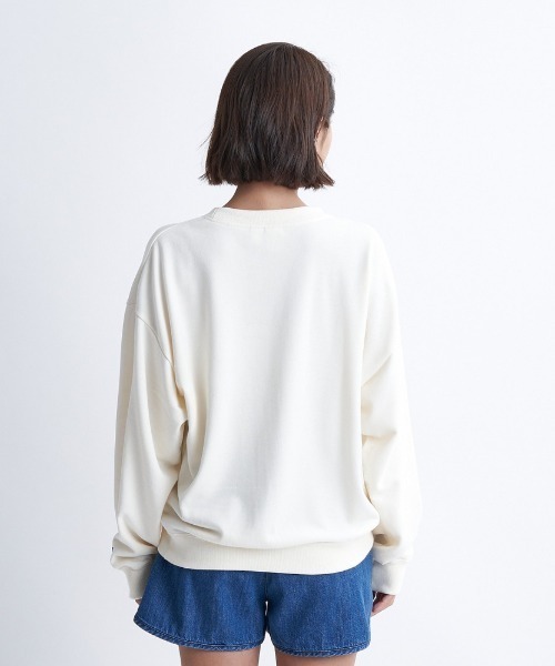 ROXY(ロキシー)の「LUCKY BAY/ロキシー胸ブランドロゴスウェットクルー(スウェット・レディース・ホワイト/ブラック/レッド・MEDIUM/LARGE/SMALL)」の9枚目の写真