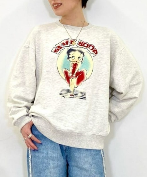 新品 ベティちゃん ダウト スウェット 白 新品 ベティちゃん ダウト スウェット 白 Betty boop トレーナー