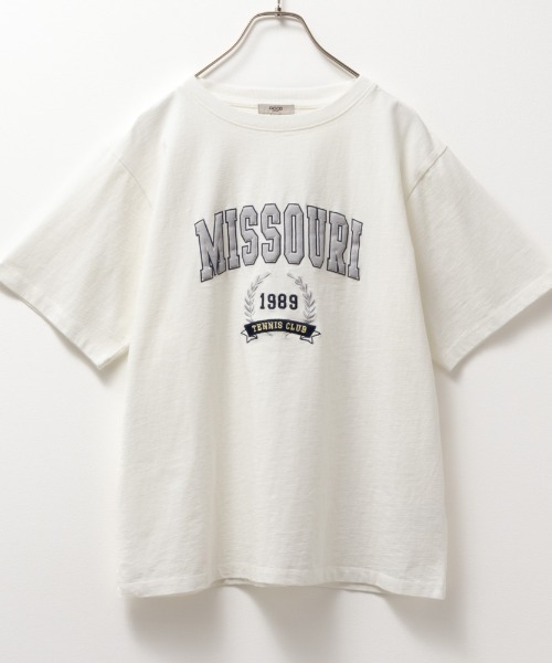 Mac-House(マックハウス)の「GOOD CREW グッドクルー フロスト加工カレッジTシャツ(Tシャツ/カットソー・レディース・イエロー/ネイビー/ホワイト/グリーン/ホワイト系その他/ボルドー・M/L)」の9枚目の写真