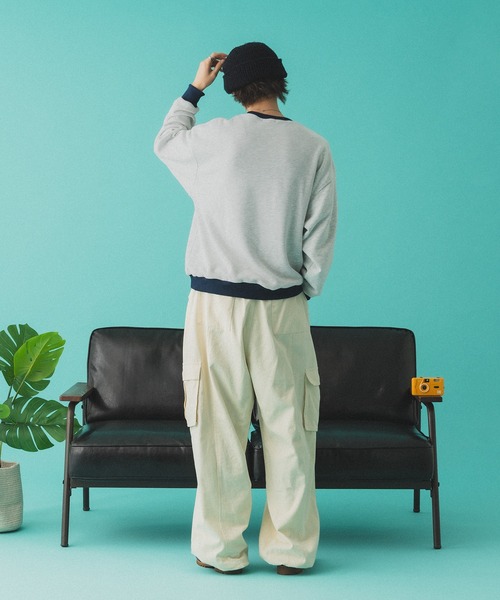 Adoon plain（アドーンプレーン）の「バイカラーリンガーロゴスウェット（スウェット・メンズ・オートミール/チャコールグレー・MEDIUM/LARGE）」の15枚目の写真