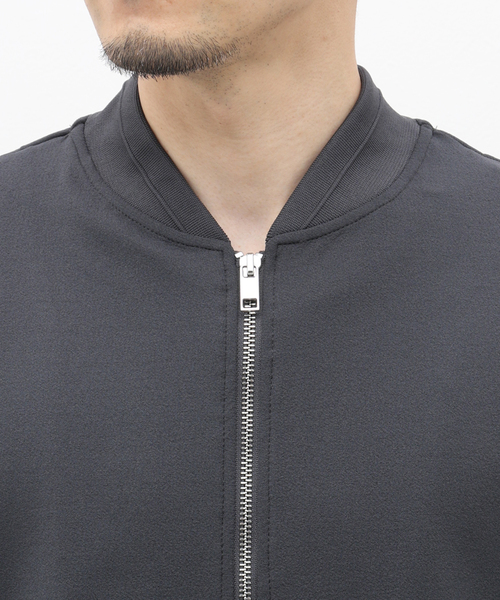 EDIFICE（エディフィス）の「ツイル ジャージー ボンバージャケット（MA-1・メンズ・グレー/ブラック/チョコ・MEDIUM/LARGE）」の20枚目の写真