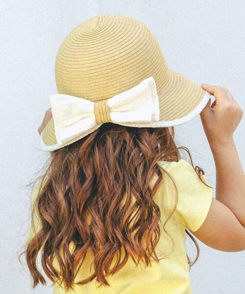 BeBe（ベベ）の「ペーパーブレードリボンハット(48~56cm)（ハット・キッズ・ベージュ・XS/L/M/S）」の2枚目の写真