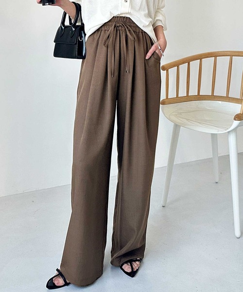 GeeRA（ジーラ）の「【全骨格◎/体型拾わず美脚見え/低身長サイズ有】上品見え！ダブルタックワイドイージーパンツ　無地/ストライプ/ドット（その他パンツ・レディース・ブラック/ベージュ/ライトベージュ/チャコール/ネイビー/ライトグレー/ブラウン/グレー系その他/ブラック系その他・SMALL/MEDIUM/LARGE/X-LARGE/XX-LARGE）」の6枚目の写真