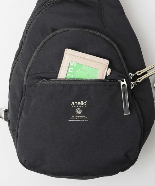 anello(アネロ)の「MOIST モイスト 6ポケット スリング クロスボディバッグ A5対応(ボディバッグ/ウエストポーチ・レディース・グレイッシュベージュ/ブラック/ネイビー・FREE)」の15枚目の写真