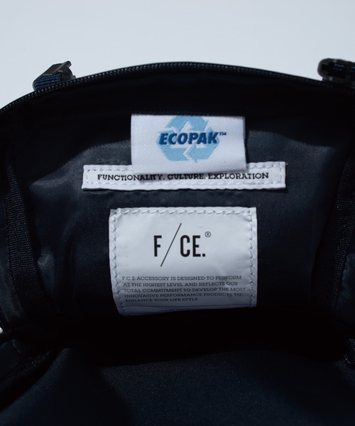 F/CE. （エフシーイー）の「F/CE. ECOPAK TRAVELLER / エフシーイー エコパック トラベラー（ボディバッグ/ウエストポーチ・メンズ・ブラック/ホワイト・FREE）」の13枚目の写真