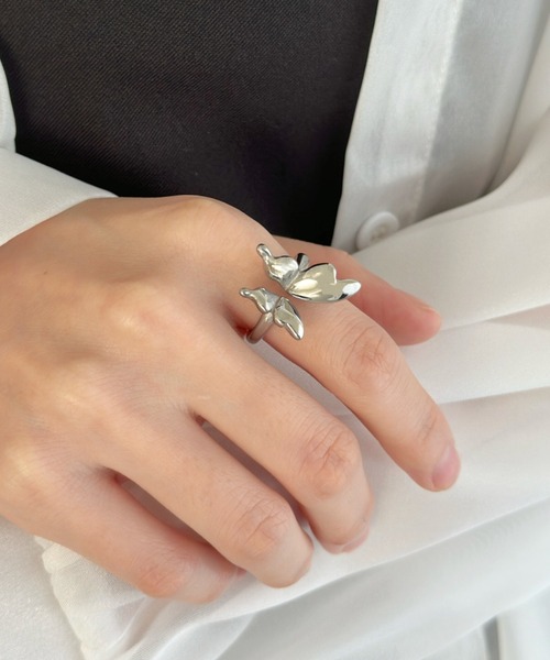 sowang(ソワン)の「バタフライフォークリング【ステンレス】-butterfly motif forkring/stainless-(リング・レディース・ゴールド/シルバー・11)」の8枚目の写真