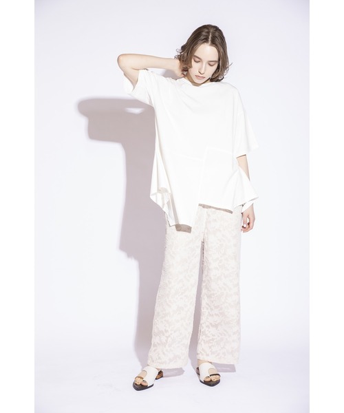 OSMOSIS（オズモーシス）の「イレギュラーヘムTシャツ（Tシャツ/カットソー・レディース・グレー/ブラック/ホワイト/キャメル・ONE SIZE）」の9枚目の写真