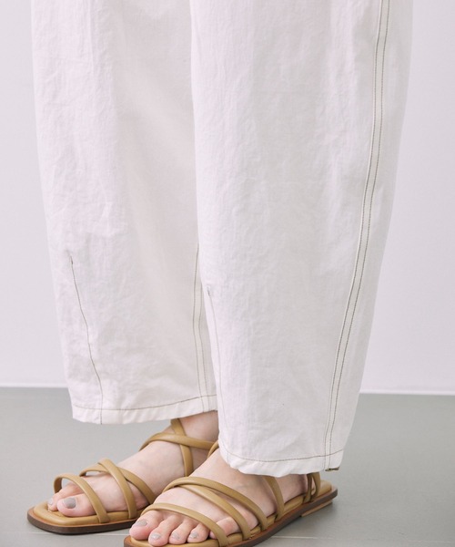 BABYLONE（バビロン）の「コットンリネンライトツイルパンツ（その他パンツ・レディース・オフホワイト/ベージュ・36inch/38inch）」の5枚目の写真