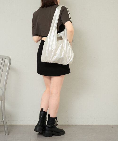 Chico（チコ）の「メタリックロゴマルシェトート（トートバッグ・レディース・ブルー/シルバー/ピンク/ホワイト/ネイビー・FREE）」の7枚目の写真