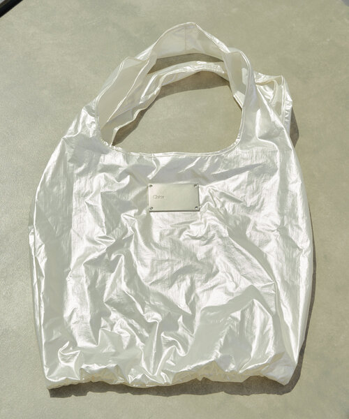 Chico（チコ）の「メタリックロゴマルシェトート（トートバッグ・レディース・ブルー/シルバー/ピンク/ホワイト/ネイビー・FREE）」の17枚目の写真