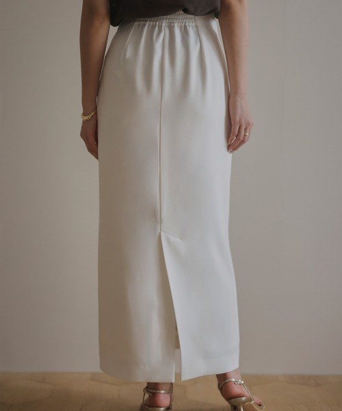 anuans（アニュアンス）の「ダブルサテンタイトスカート（スカート