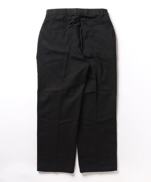 SPINNS（スピンズ）の「【ユニセックスで着用可能】コットンチノパンツ/ストレート（チノパンツ・メンズ・ベージュ/ブラック・L/M）」の3枚目の写真