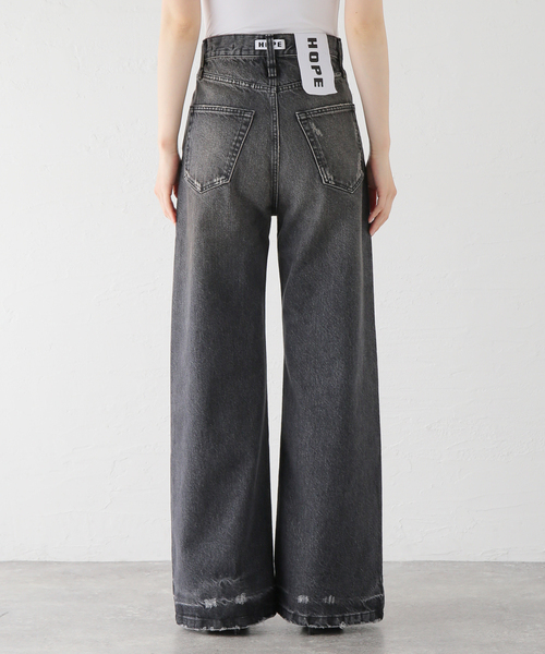 HOPE/ホープ】SKID JEANS Black washを使った人気ファッション