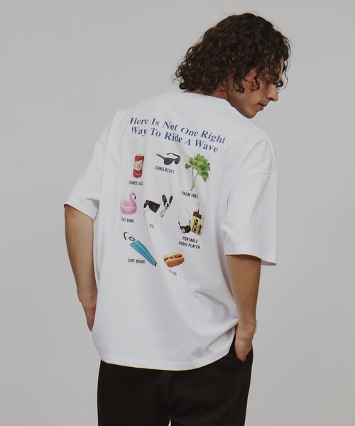 tk.TAKEO KIKUCHI(ティーケータケオキクチ)の「◆モチーフバックプリントTシャツ(Tシャツ/カットソー・メンズ・ホワイト/グレー/ブルー系その他・03/02/04)」の1枚目の写真