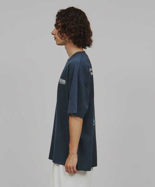 tk.TAKEO KIKUCHI(ティーケータケオキクチ)の「◆モチーフバックプリントTシャツ(Tシャツ/カットソー・メンズ・ホワイト/グレー/ブルー系その他・03/02/04)」の5枚目の写真