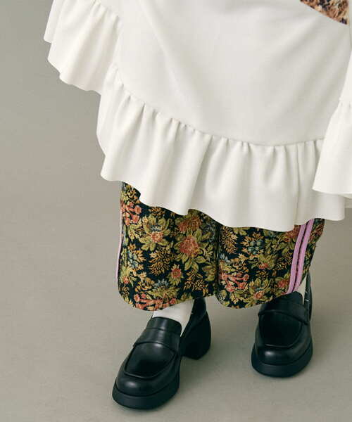 CAMPER（カンペール）の「CAMPER　Thelma（ローファー・レディース・オフホワイト/ブラック・37/38/39）」の2枚目の写真