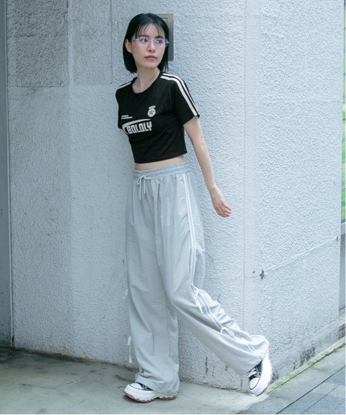 3.3 Field Trip （3.3フィールドトリップ）の「3.3 Field Trip／ラインロゴクロップT（Tシャツ/カットソー・レディース・ネイビー/ブラック/ホワイト・FREE）」の21枚目の写真