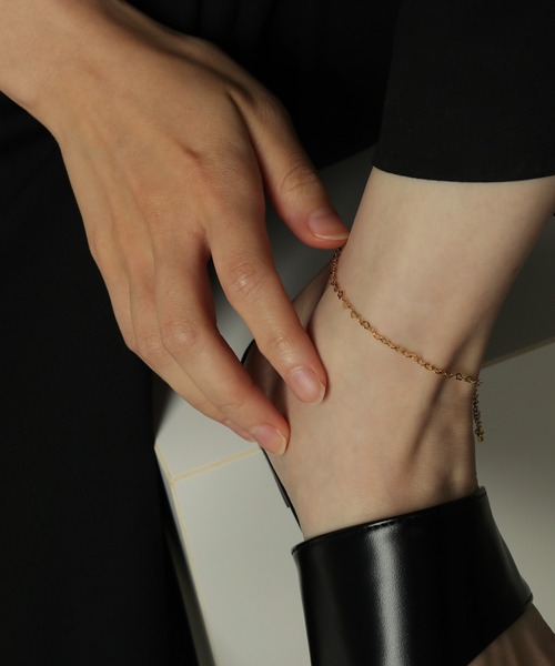 ORLEAN（オルレアン）の「金属アレルギー対応 ハートチェーンアンクレット サージカルステンレス（アンクレット・レディース・ゴールド/シルバー・フリー）」の11枚目の写真