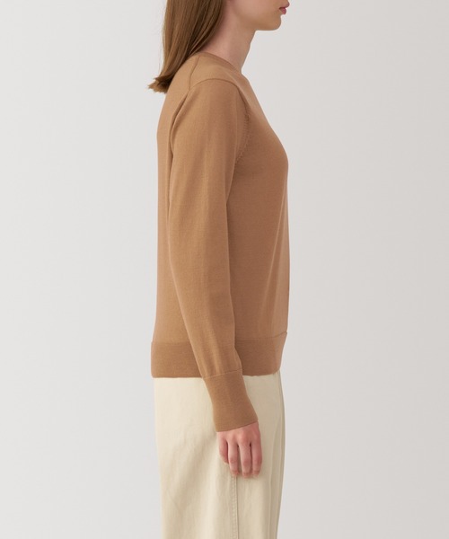 無印良品（ムジルシリョウヒン）の「婦人　洗えるウールハイゲージクルーネックセーター（ニット/セーター・レディース・グレー/ブルー/キャメル/バーガンディー/ライトグリーン・M/L/XL/S）」の6枚目の写真