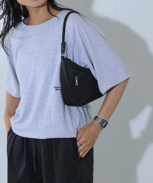 COLONY 2139(コロニートゥーワンスリーナイン)の「ワンハンドルナイロンバッグ(ハンドバッグ・レディース・ブラック・FREE)」の8枚目の写真